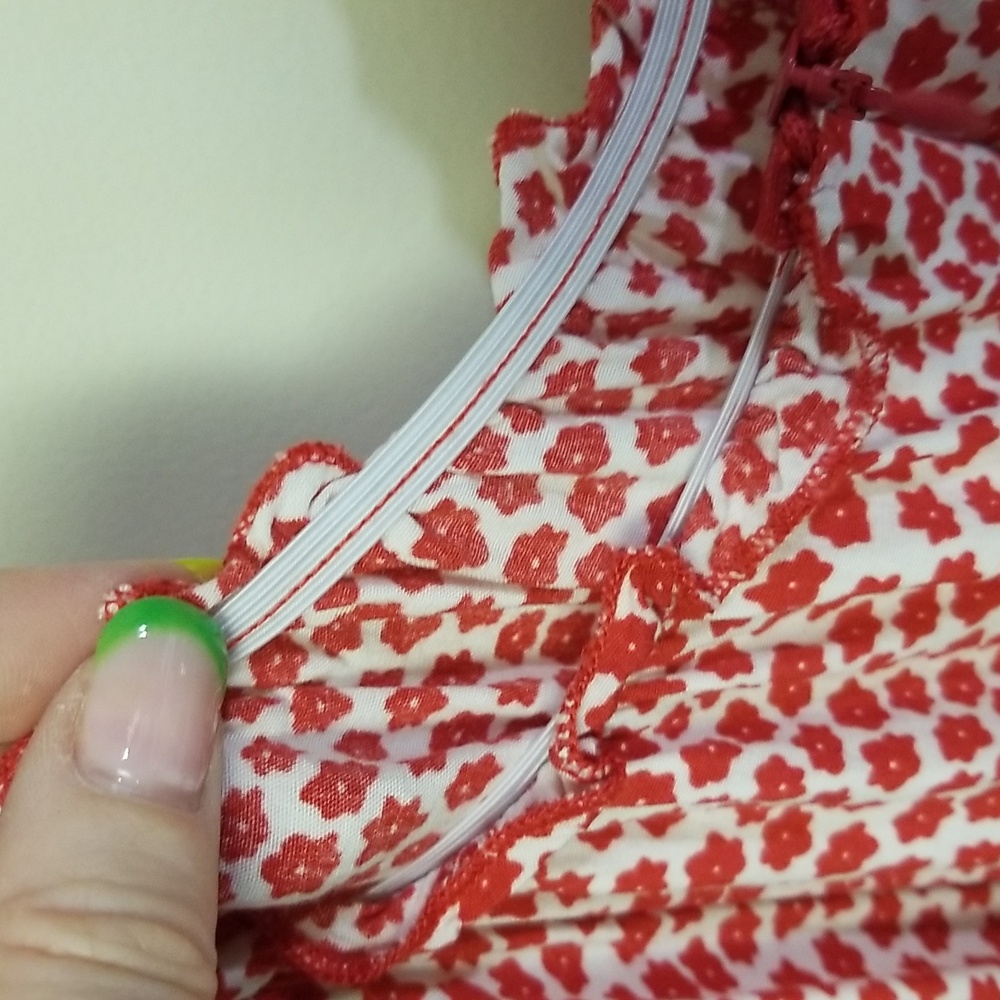 Ditzy Floral Girly Dress - Picture 9 of 9